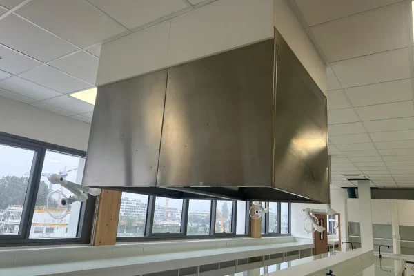 hotte-mur-ventilation-savinox-chaudronnerie-mettalerie-inox-sur-mesure-nantes-10 hotte-mur-ventilation-savinox-chaudronnerie-mettalerie-inox-sur-mesure-nantes-10