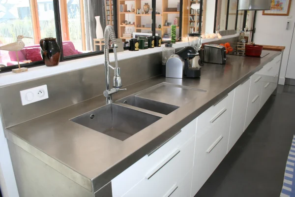 mobilier-inox-cuisine-residentielle-pour-architectes-agenceurs-savinox-chaudronnerie-mettalerie-inox-sur-mesure-nantes-48 mobilier-inox-cuisine-residentielle-pour-architectes-agenceurs-savinox-chaudronnerie-mettalerie-inox-sur-mesure-nantes-48